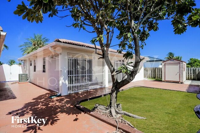 Building Photo - 21221 SW 124th Ave