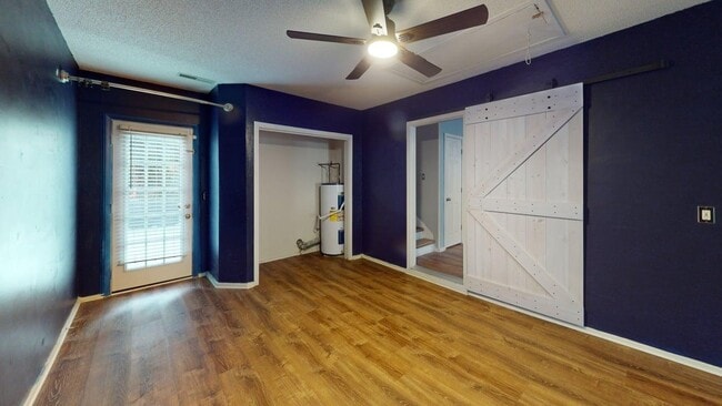 Building Photo - 1711 Orange Grove Shores Dr