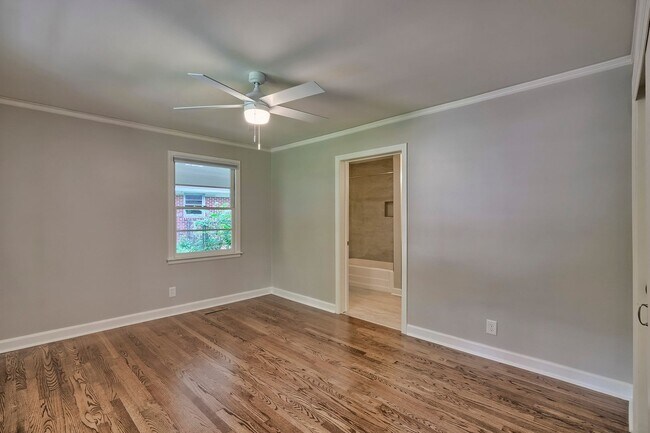 Building Photo - 201 Waccamaw Ave