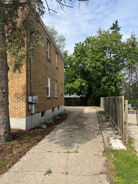 Building Photo - 1505 Giddings Ave SE