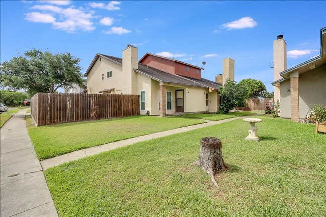 Building Photo - 11205 Willowood Creek Dr