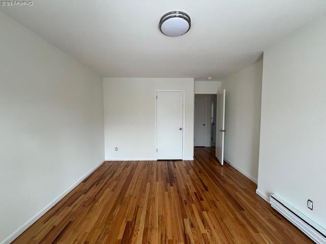 Building Photo - 141 Manorhaven Blvd