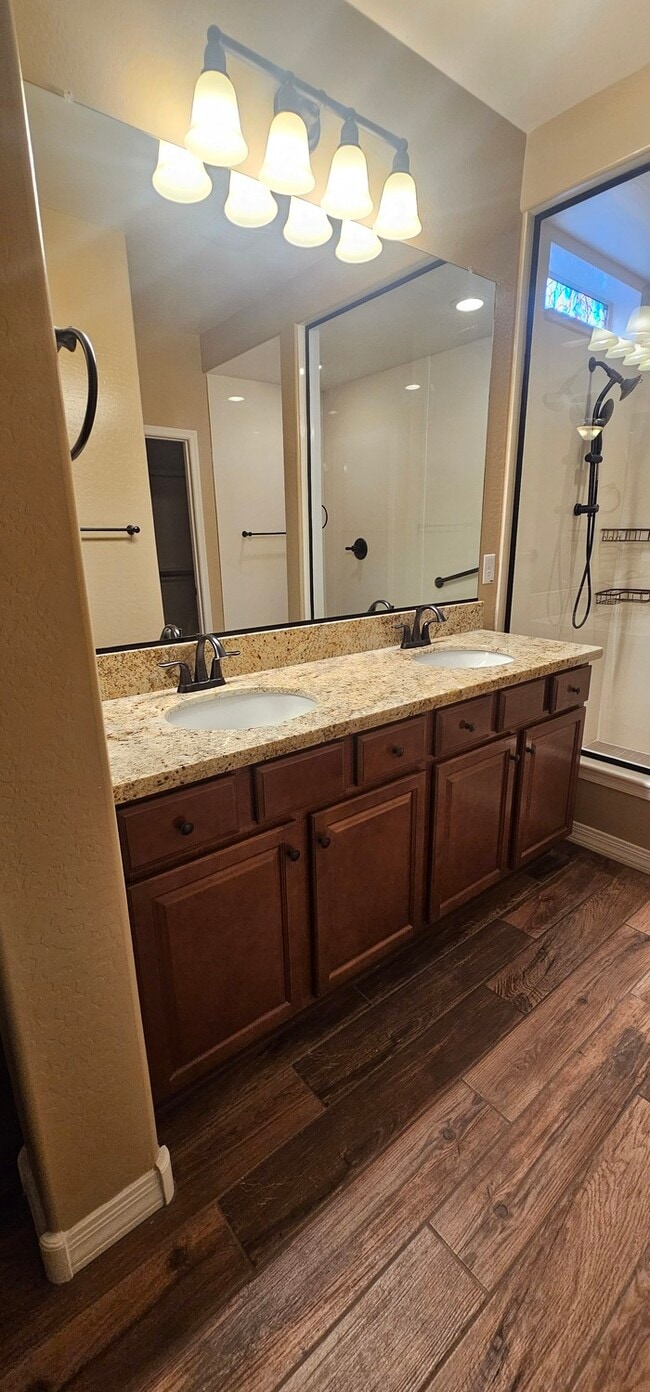 Building Photo - Welton Place