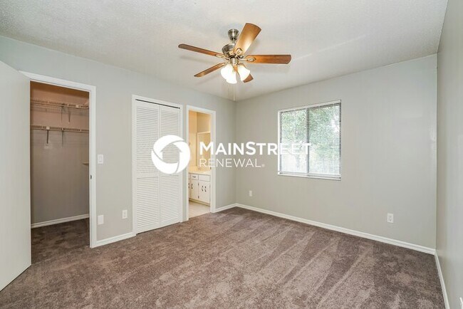 Building Photo - 3 Bedroom Pet-Friendly Home in ORMOND BEACH, FL with Main Street Renewal