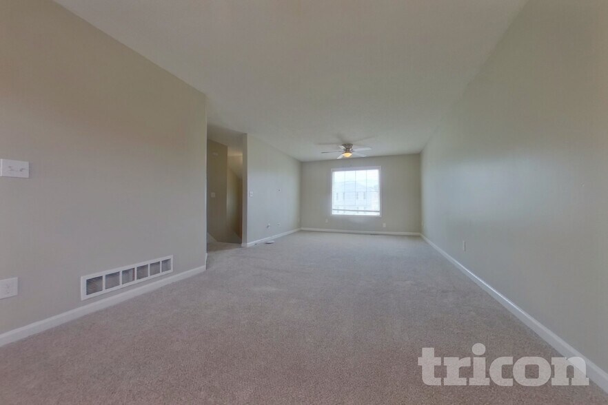 Building Photo - 404 Remington Ct