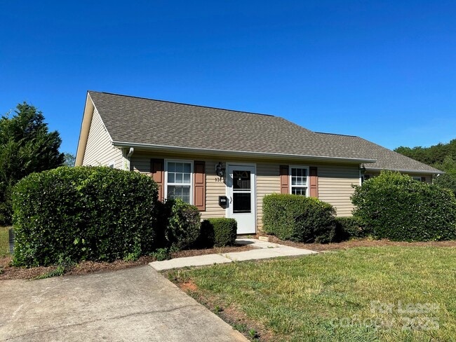Primary Photo - 131 McKendree Rd