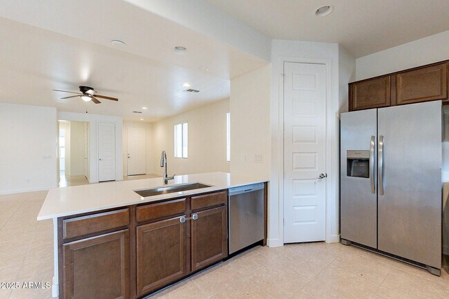 Building Photo - 3742 S 64th Dr