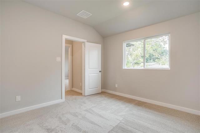 Building Photo - 4532 Hogan's Alley Dr
