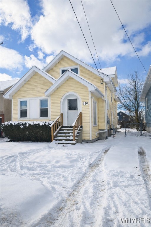 Building Photo - 136 Springville Ave