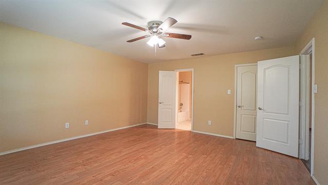 Building Photo - 2110 Rose May Dr