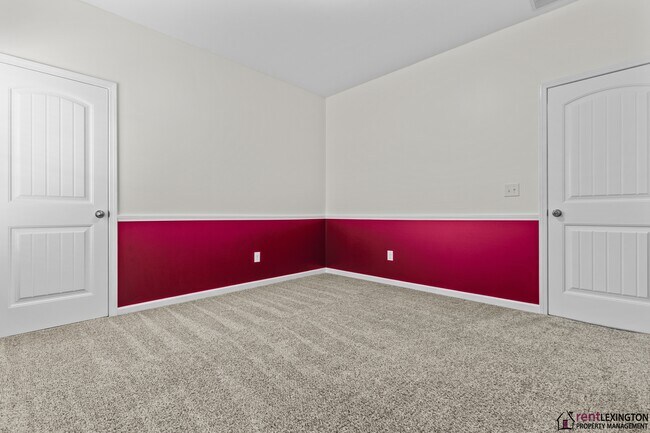 Building Photo - 111 High Hope Ln