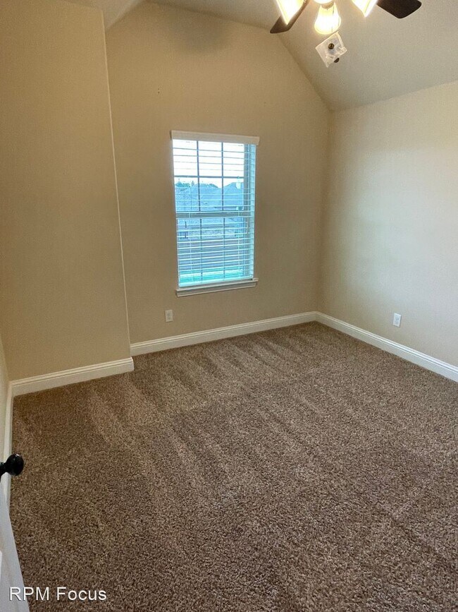 Building Photo - 4 br, 2.5 bath House - 217 Eagle Ridge Rd.