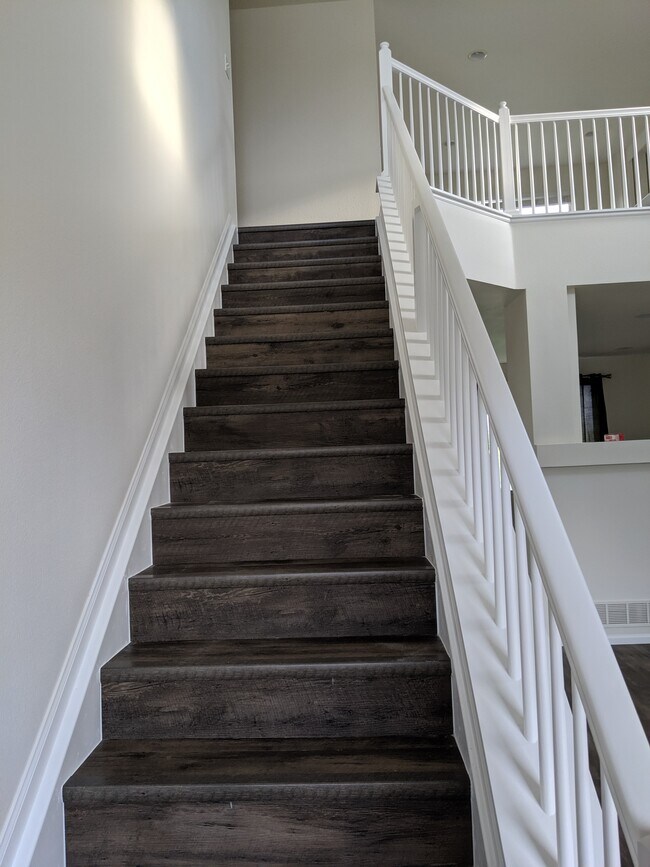 Building Photo - 1326 Graham Cir