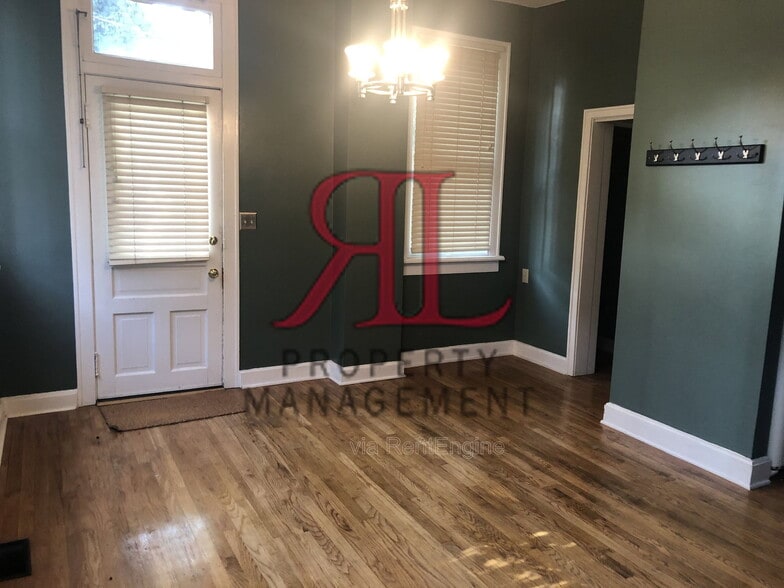 Building Photo - 80 E Whittier St