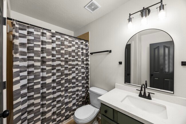 Building Photo - 21531 Indigo Ruth Dr