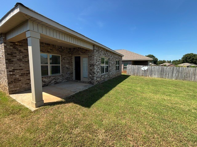 Building Photo - 14824 Norfleet Dr