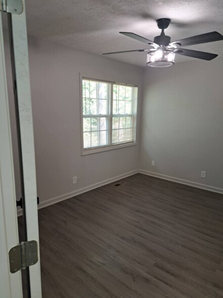 Building Photo - 3515 Miller St