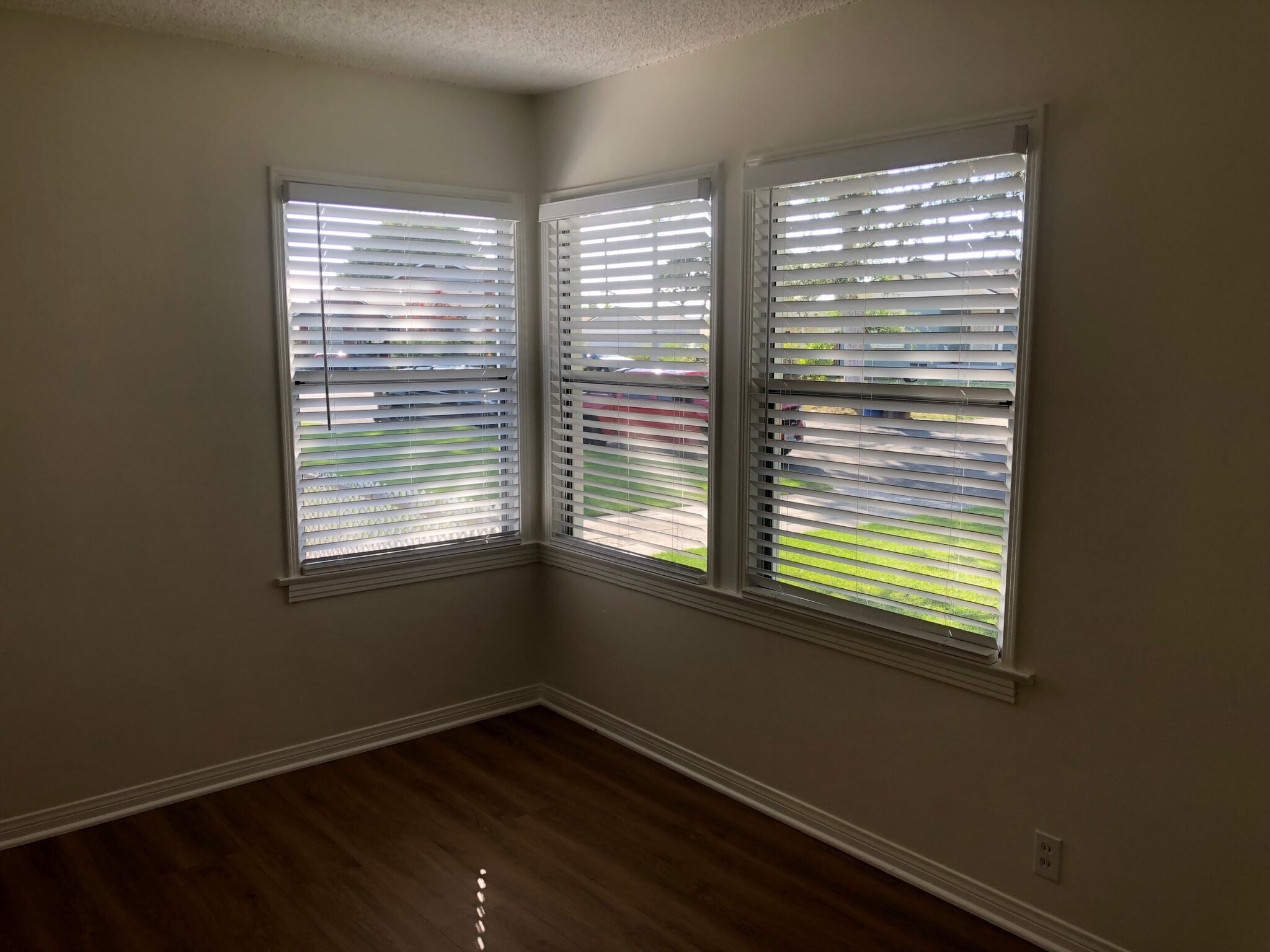 Building Photo - 10828 Montecito Dr