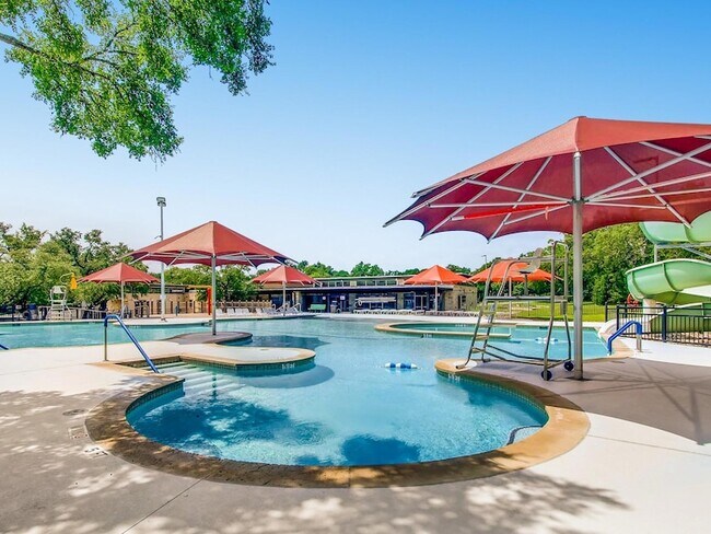 Building Photo - 5128 Bluestar Dr