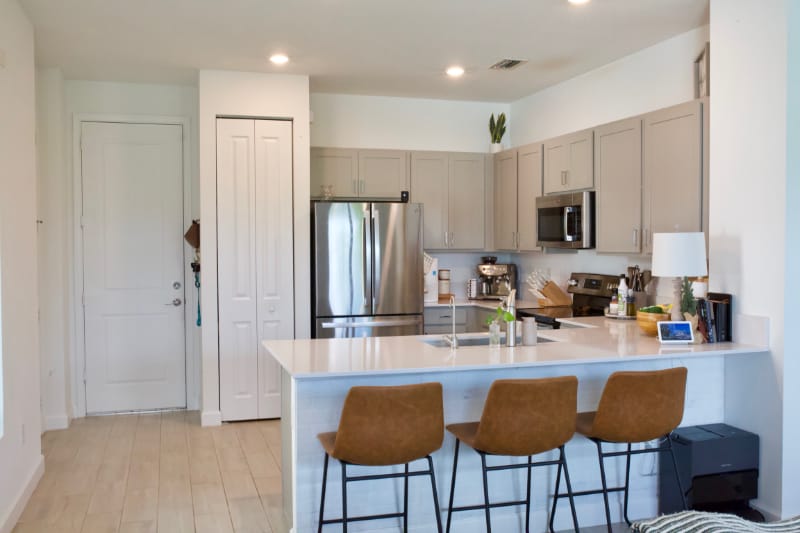 Building Photo - 1011 White Oak Ter