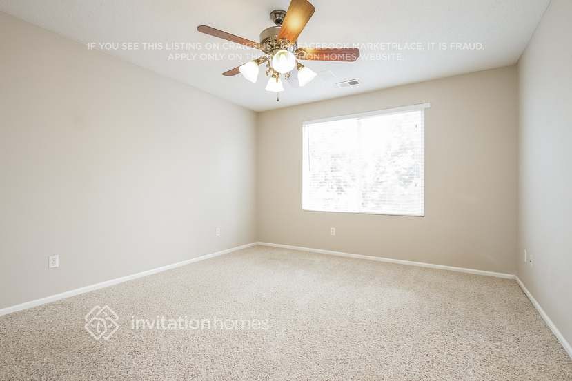 Building Photo - 5364 Goshawk St