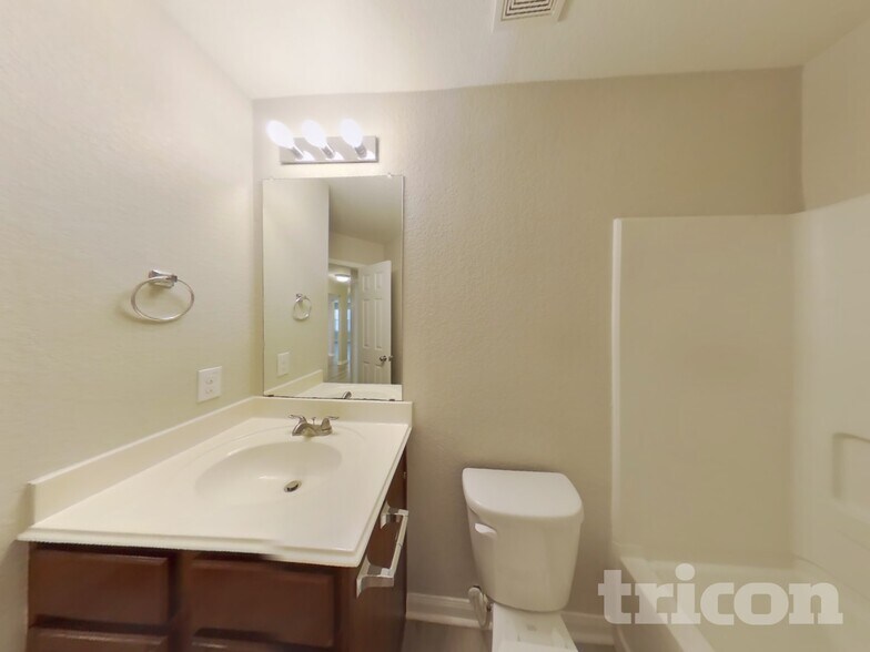 Building Photo - 11651 Luckey Vista