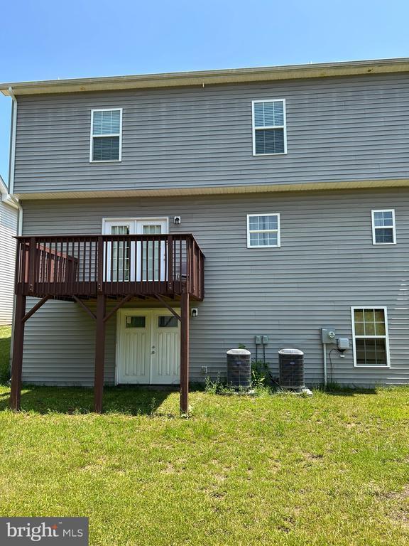 Building Photo - 8366 Leighburn Dr