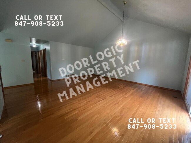 Building Photo - 965 Amberwood Pl