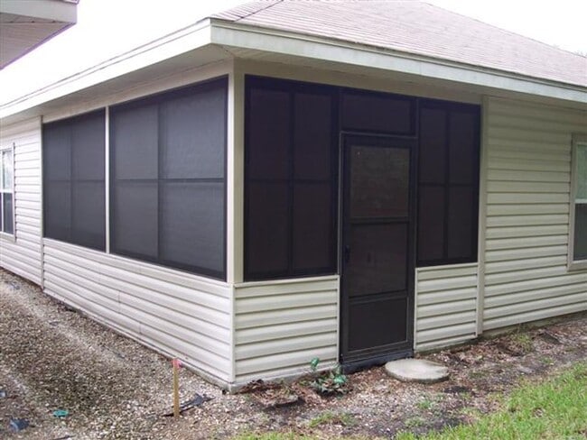 Building Photo - Just listed!   Home in Blues Creek!