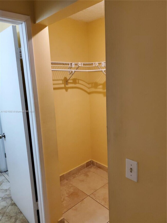 Building Photo - 14901 SW 80th St