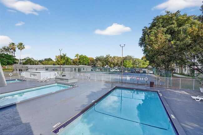 Building Photo - 11060 SW 196th St