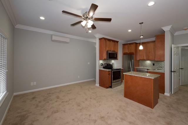 Interior Photo - Fairfield Townhouses At West Babylon