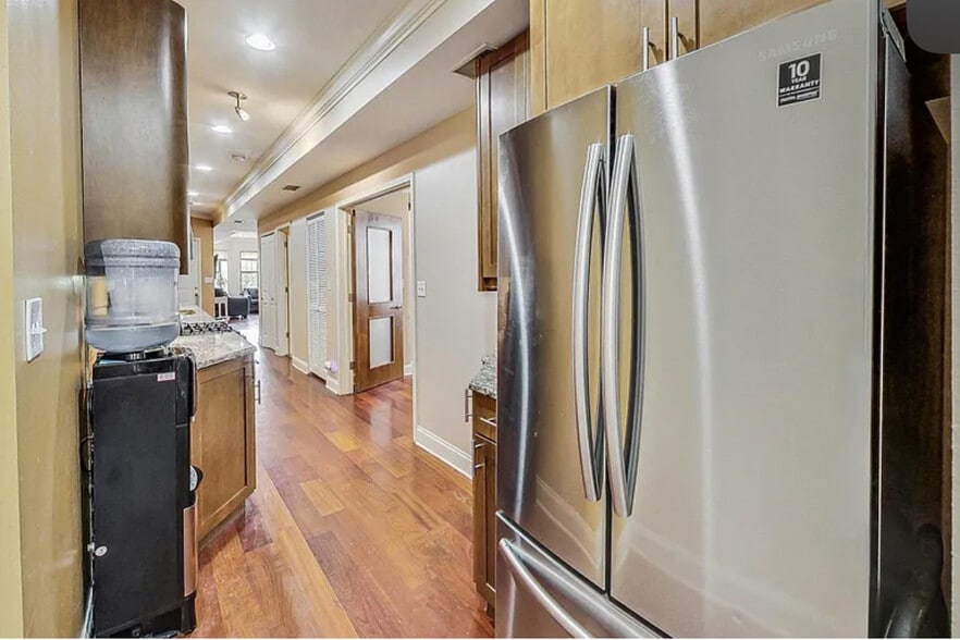 Galway kitchen/ Hallway - 8145 S Prairie Ave