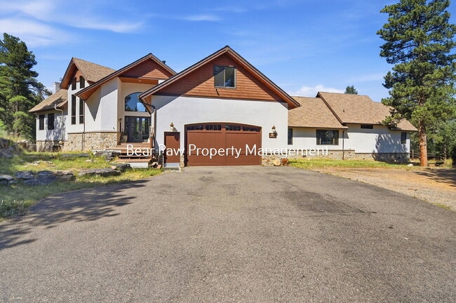 Building Photo - "Spacious 6-Bedroom Retreat with 7 Luxurious Bathrooms off Upper Bear Creek!"