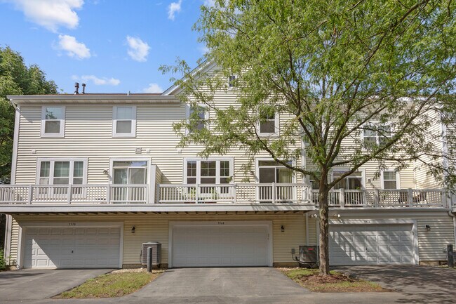 Building Photo - 5568 Cambridge Way