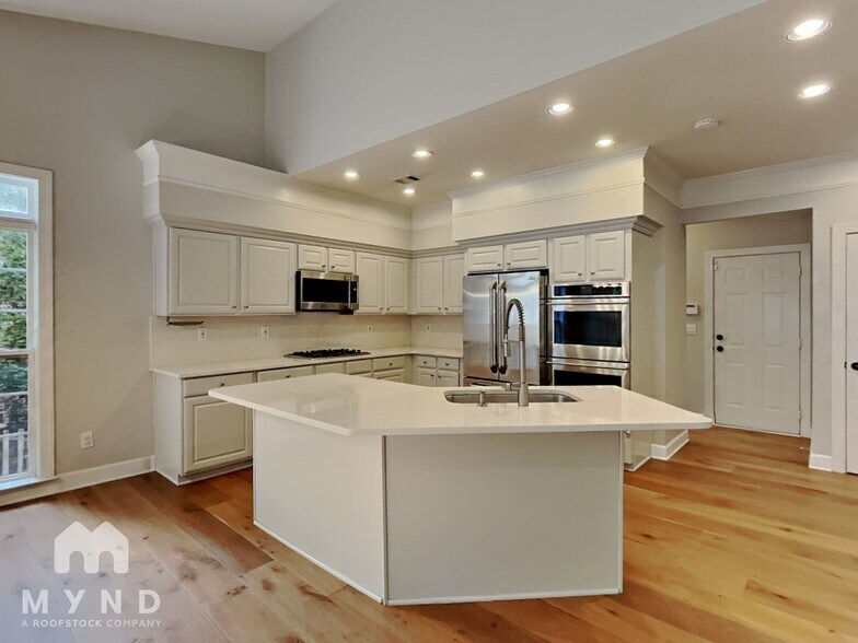 Building Photo - 2149 Wrights Mill Cir NE