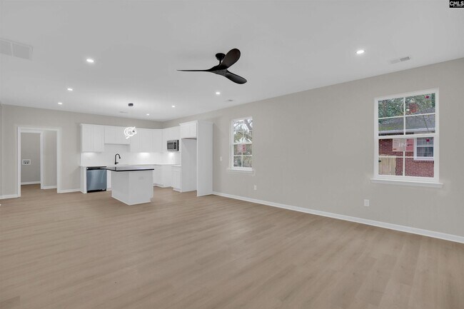 Building Photo - 2512 Marling Dr