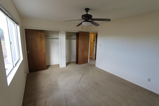 Building Photo - 8448 Spain Rd NE