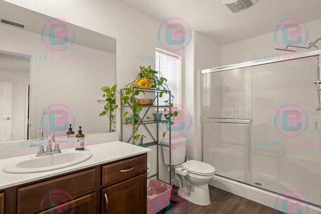 Building Photo - Spacious 4-Bedroom Lemon Valley Home with ...