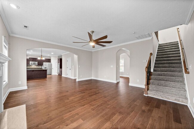 Building Photo - 880 Cherry Blossom Ln