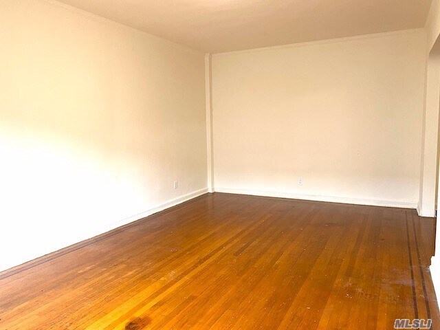 Building Photo - 68-38 Yellowstone Blvd