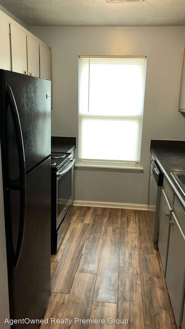 Building Photo - 2 br, 2 bath House - 168 Dorchester Manor ...