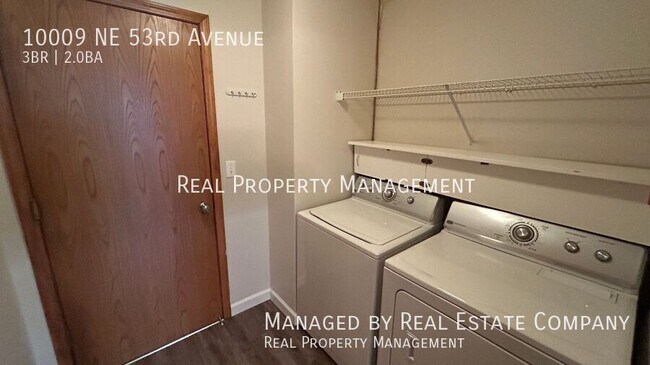 Building Photo - 10009 NE 53rd Ave