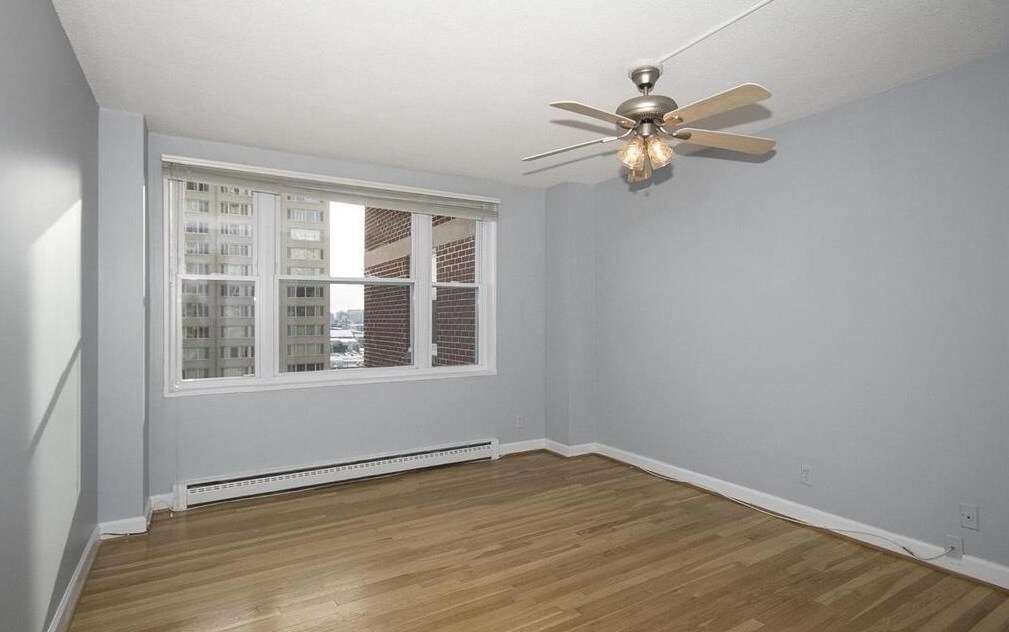 Building Photo - 1101 St Paul St