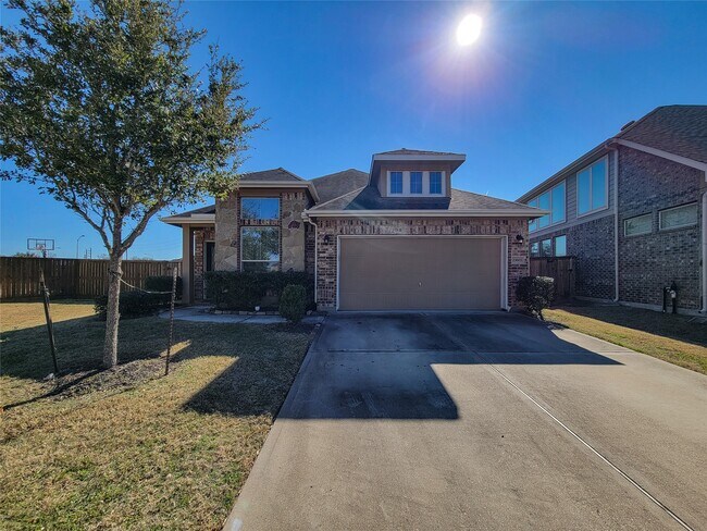 Building Photo - 23603 Villa Lisa Dr