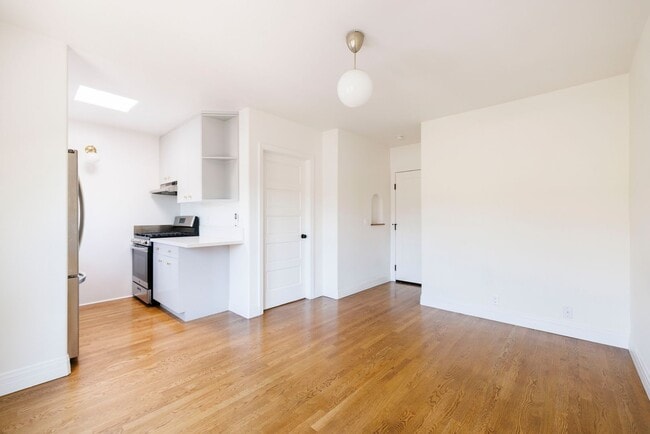 Building Photo - 2191 El Sereno Ave