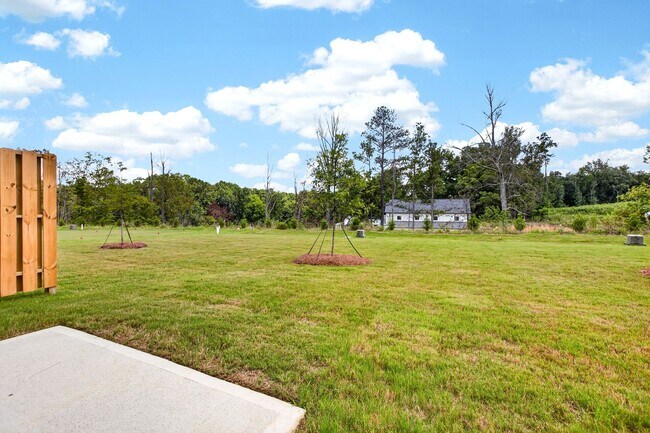 Building Photo - Brand-New 3 Bed, 2.5 Bath Townhome with 2-Car Garage!