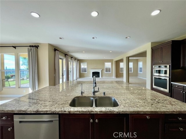 Building Photo - 2652 E Temblor Ranch Dr