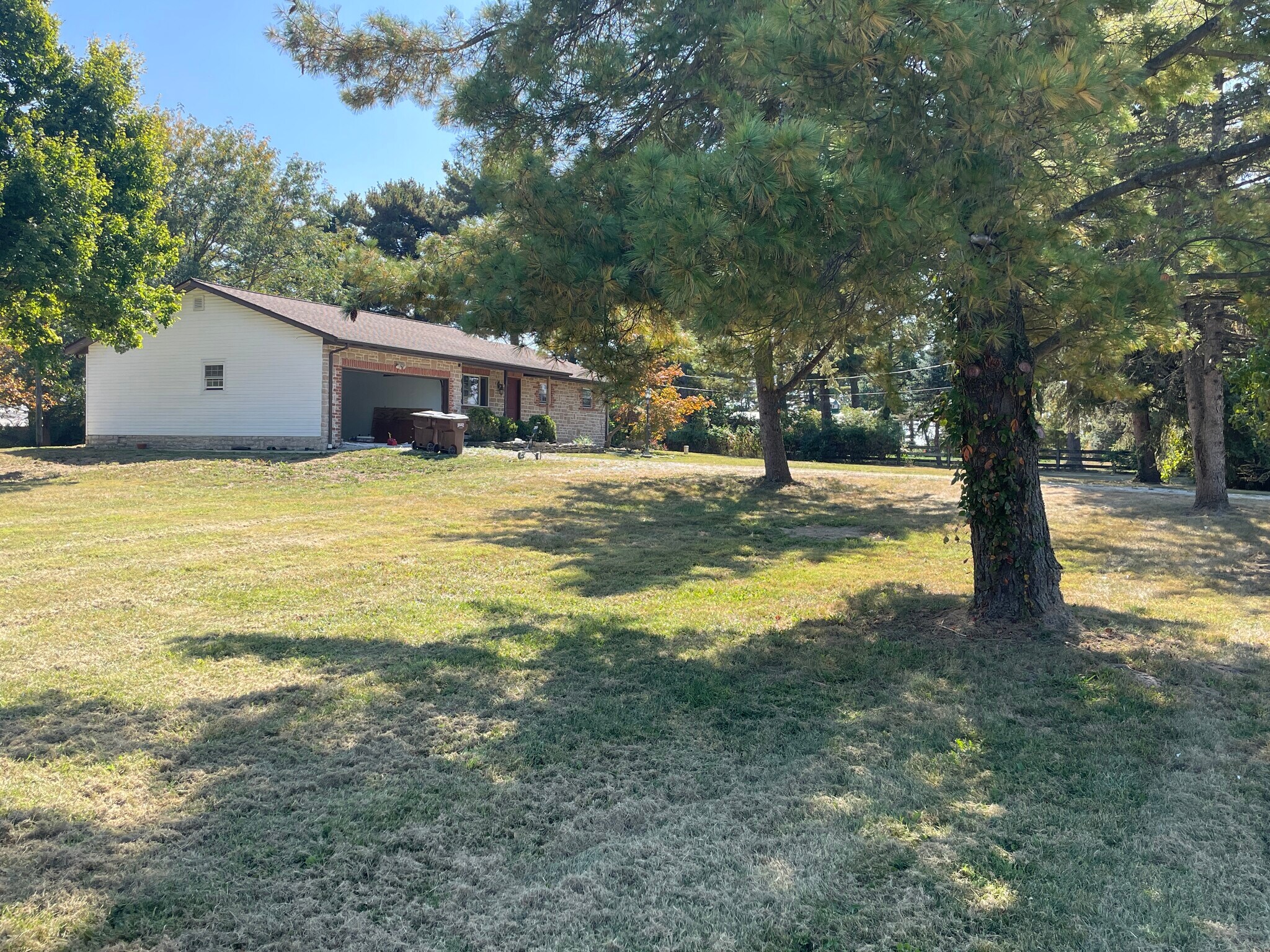 Building Photo - 12220 Jerome Road