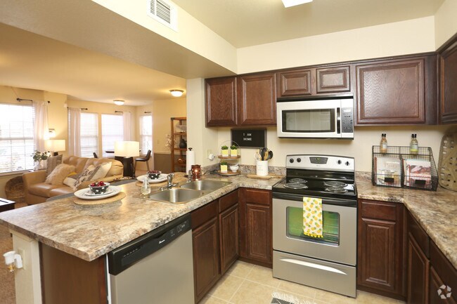 Primary Photo - Tuscany Place